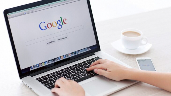 Количество запросов в Google в мире снизилось впервые за 9 лет
