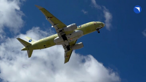 Полностью российский Superjet совершил первый полет в Комсомольске-на-Амуре