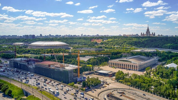 Движение транспорта будет перекрыто возле спорткомплекса "Лужники" 16 августа Движение транспорта будет перекрыто возле спорткомплекса "Лужники" 16 августа