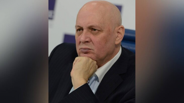 Умер российский писатель-фантаст Василий Головачев Умер российский писатель-фантаст Василий Головачев